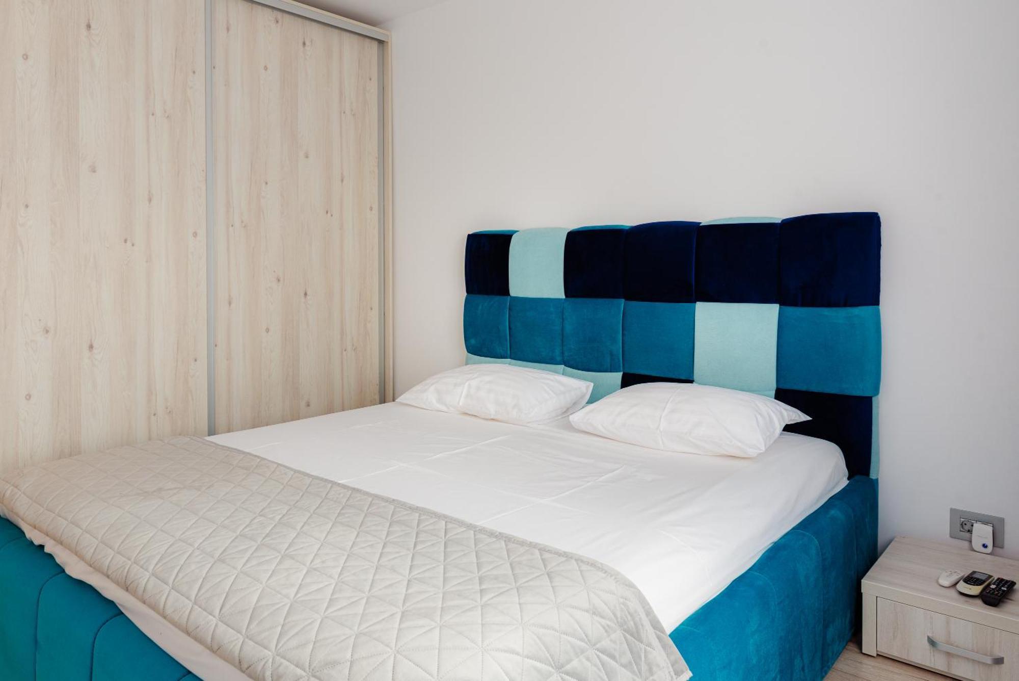 The Blue Norwegian House Apartment